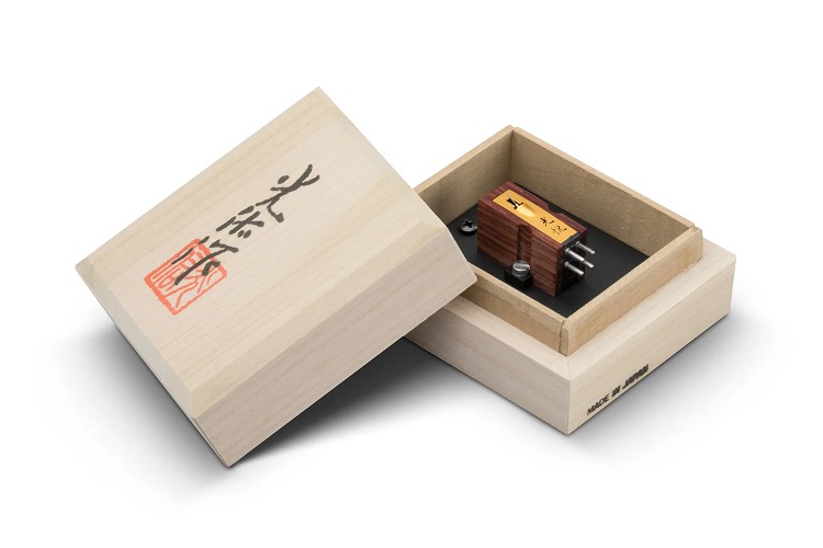 【日本光悅 Koetsu】Rosewood Signature 玫瑰木簽名版 MC動圈式唱頭(現貨):圖片 2